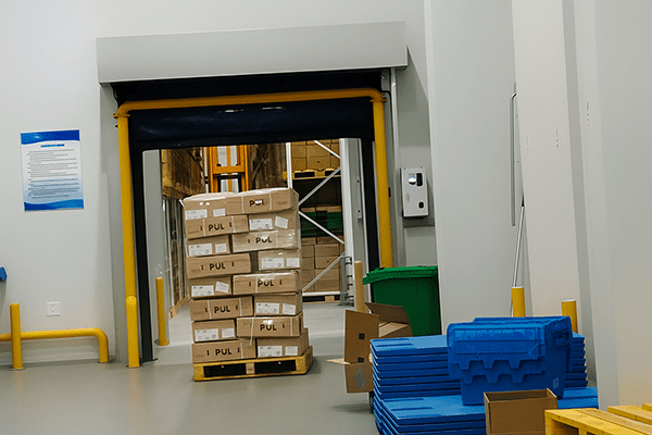 cold room transport goods marchandises de transport de chambre froide