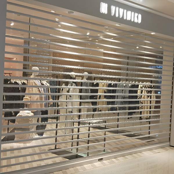 Porte en retrait transparent