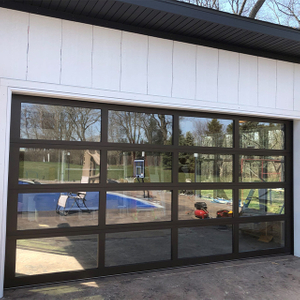 Porte de garage sectionnelle en verre à vue complète